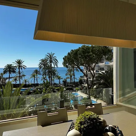 Apartment Sea View *